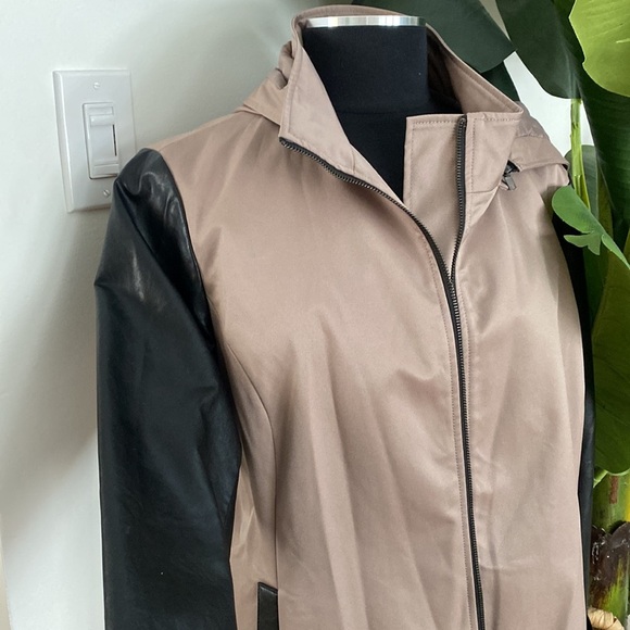 Cleo Jacket with vegan leather sleeves - Picture 2 of 11
